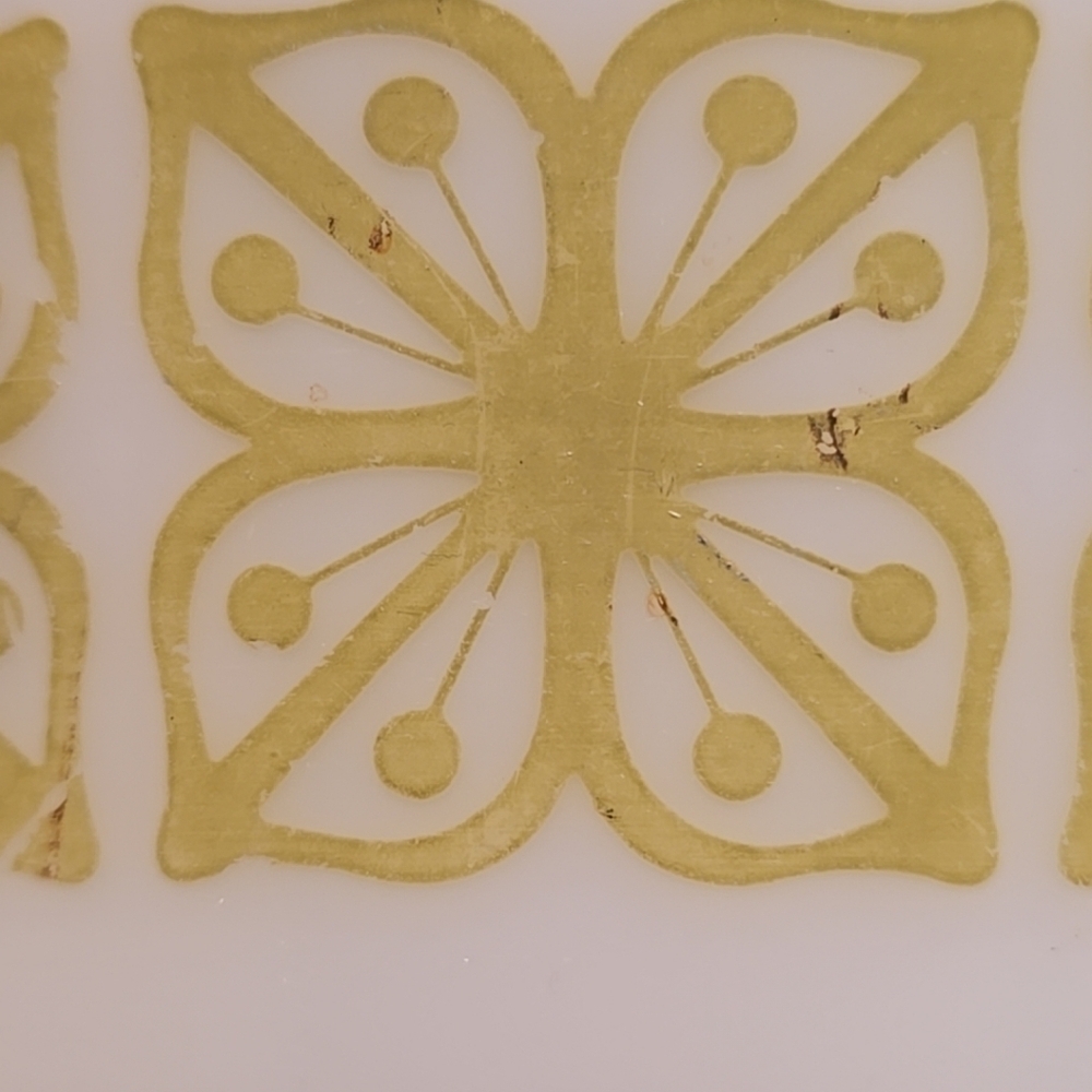 Pyrex Verde Green Square Flower Casserole - Picture 5 of 10